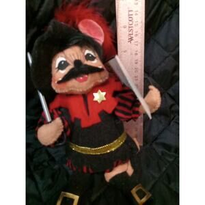 Annalee Sheriff of NOTTINGHAM Mouse Doll 6", with tags On 2007